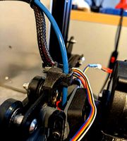 Ender 3 (Pro) PTFE Tube Guide (Hotend) by Urbaier