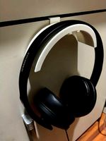 Hanger for headphones with replaceable tips for the door and shelf. by Krzysztof_Handtke