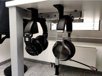 Underdesk Headphone Holder by Julian248
