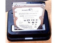 Pogoplug V4 HDD insert by NiHaoMike