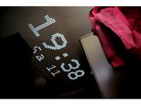 DIY Night Projector Clock by pmaxuw