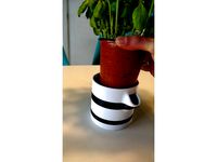 Selfwatering Flower/herbspot by Minus-designs