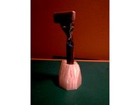 Dollar Shave Executive Razor Stand by Andearen
