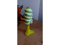 Ice/popsicle stick stand by DieZijner