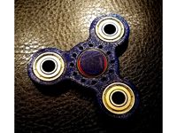 Tri Fidget Spinner by alfeuchtwa