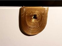 Rear through hole for off brand filament DaVinci 2.0a Duo by Morphius1971