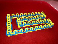 Medium chain - alternating coloured links by sclarkee