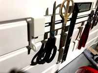 slatwall-anchor for a magnetic strip / tray by sense4t