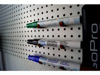 Stifthalter Pegboard by PLASTIK_NERD