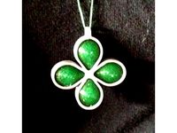 Four leaf pendant by broodrooster