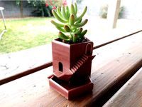 Tower Planter Pot by Qrome