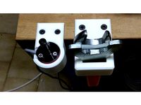 Double tableside wrench holder by dfermiumlabs