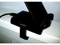 Cell Phone Charger Clamp by sandbk