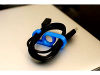 S-shaped Cable Clip by d_satow