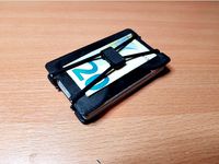 Minimalist Wallet by SeanE