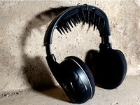 Headphone Hair Saver by Gophergames