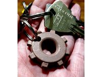 Factorio inspired gear keychain by Erikjuh