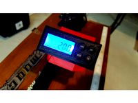 Digital torque meter with tilting screen by Indoorfly