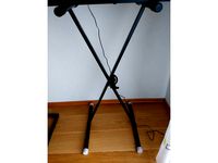 New feet for Millenium KS-1001 keyboard stand by Timothy_McPrint