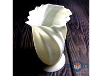 Small flower vase by 3dpechatnik