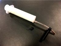 Hose lock for Shimano disk brake bleeding by cmh