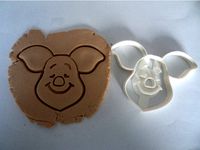 Piglet cookie cutter by macio15