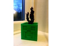 Minecraft Creeper Planter / Pot by ranibizumab