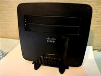 Linksys X1000 router vertical stand by mattoni