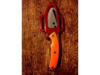 Tree Line Fixed Blade w/gut hook Sheath (Tractor Supply cheap knife) by PSomeone
