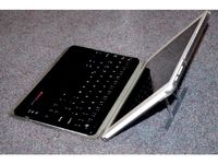 Tablet kickstand by effort