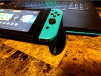 Nintendo Switch Grips (Comfort Mod) by StrategicNuclearMoose