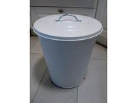 Feet for Ikea KNODD bin (40L) - No more scratches on the floor! by feedrate