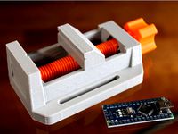 2inch Desktop Vise by mdkendall