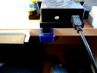 Bluetooth-Stick Halterung by oobdoo