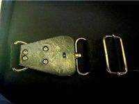 Fixing System For Shoulder Strap by redragon948