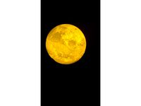 Glowing Moon Stand by Geegio