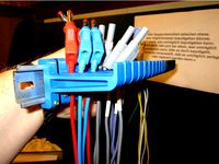 Cable Holder / Strippenhalter by ElSomero