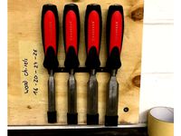 Wood chisel holder by Pakue