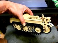 1:12_Kettenkrad model by compon