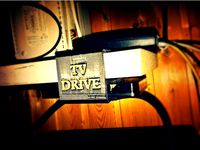 Simple Harddrive Mount for Desk or Shelf (easy to print) by raaskler