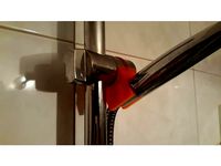 Duschbrausen halter (Shower holder thingy) by SaltyEddy