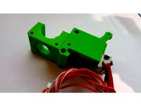 Extruder cover for Zaribo 220 or 320 by bartijanos