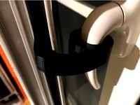 Window holder by fabbb3d