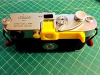 Leica M Thumb Grip by iElectronCloud