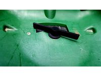 Scotts Speedy Green 1000 Broadcast Spreader - drive nut and spreader bar by Saskatoon3D