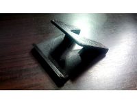 Universal Phone Stand (improved) by LazyRichard
