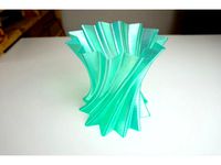 Huge Twisted Star Vase by WF3D