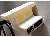 USB + HDMI Bracket for Oculus Rift by blecheimer