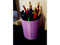 Pen Holder by AlcoolGeek
