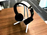 Headphone Stand by swholmstead